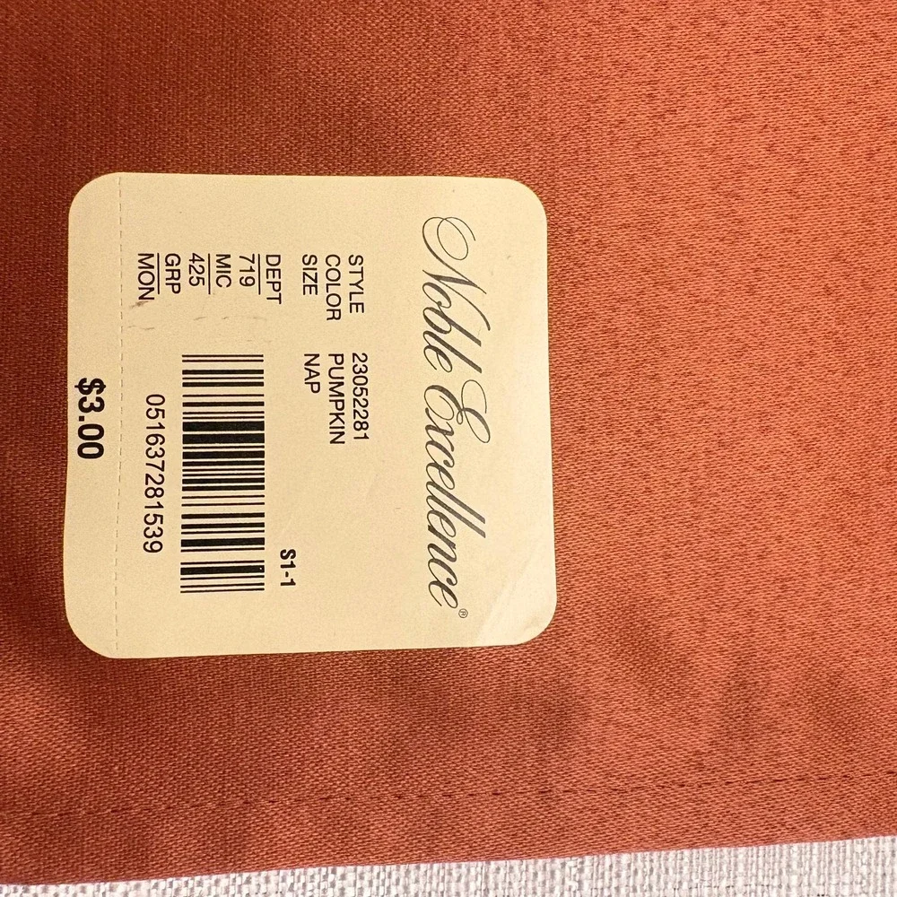 Noble Excellence Pumpkin 28 Pc Table Linen Set 14 Placemats 14 Napkins Fall